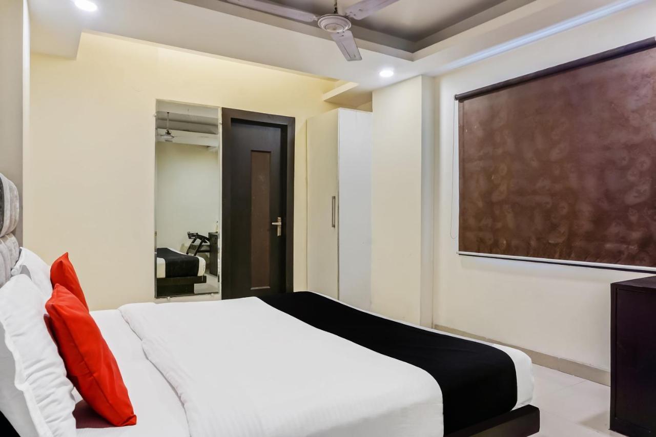 Capital O Hotel Jeyan Inn Near Gurudwara Shri Bangla Sahib Dillí Exteriér fotografie