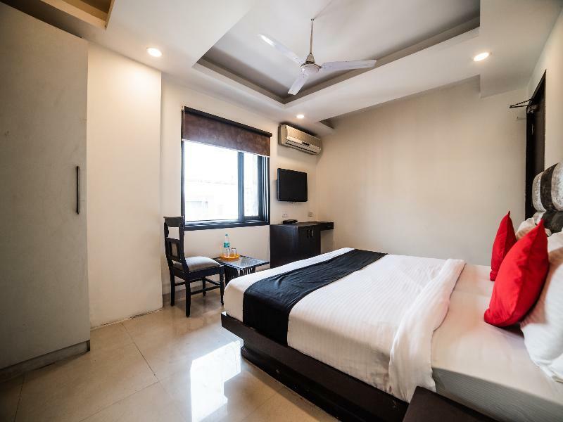 Capital O Hotel Jeyan Inn Near Gurudwara Shri Bangla Sahib Dillí Exteriér fotografie