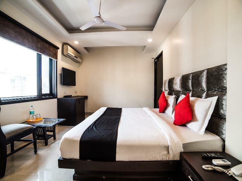 Capital O Hotel Jeyan Inn Near Gurudwara Shri Bangla Sahib Dillí Exteriér fotografie