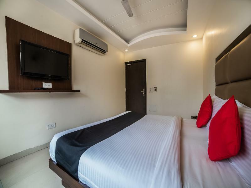 Capital O Hotel Jeyan Inn Near Gurudwara Shri Bangla Sahib Dillí Exteriér fotografie