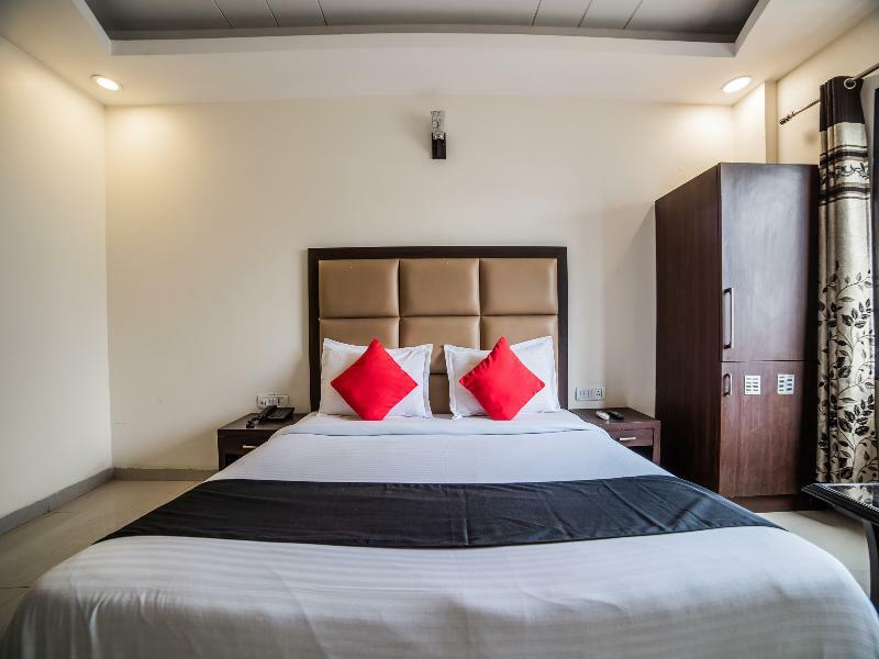 Capital O Hotel Jeyan Inn Near Gurudwara Shri Bangla Sahib Dillí Exteriér fotografie