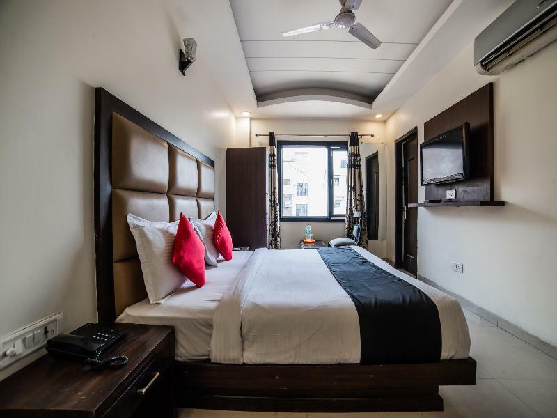 Capital O Hotel Jeyan Inn Near Gurudwara Shri Bangla Sahib Dillí Exteriér fotografie